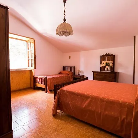 Delia Bed & Breakfast